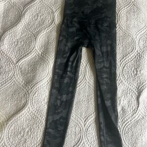 Belly Bandit Black Camouflage Compression Leggings